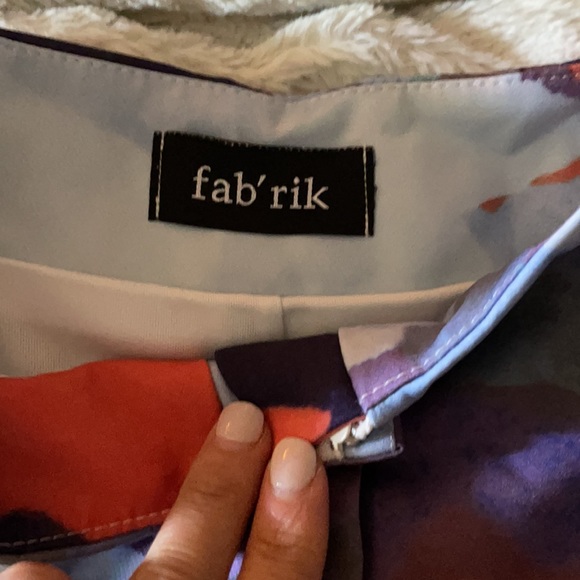 Shorts - Picture 3 of 3